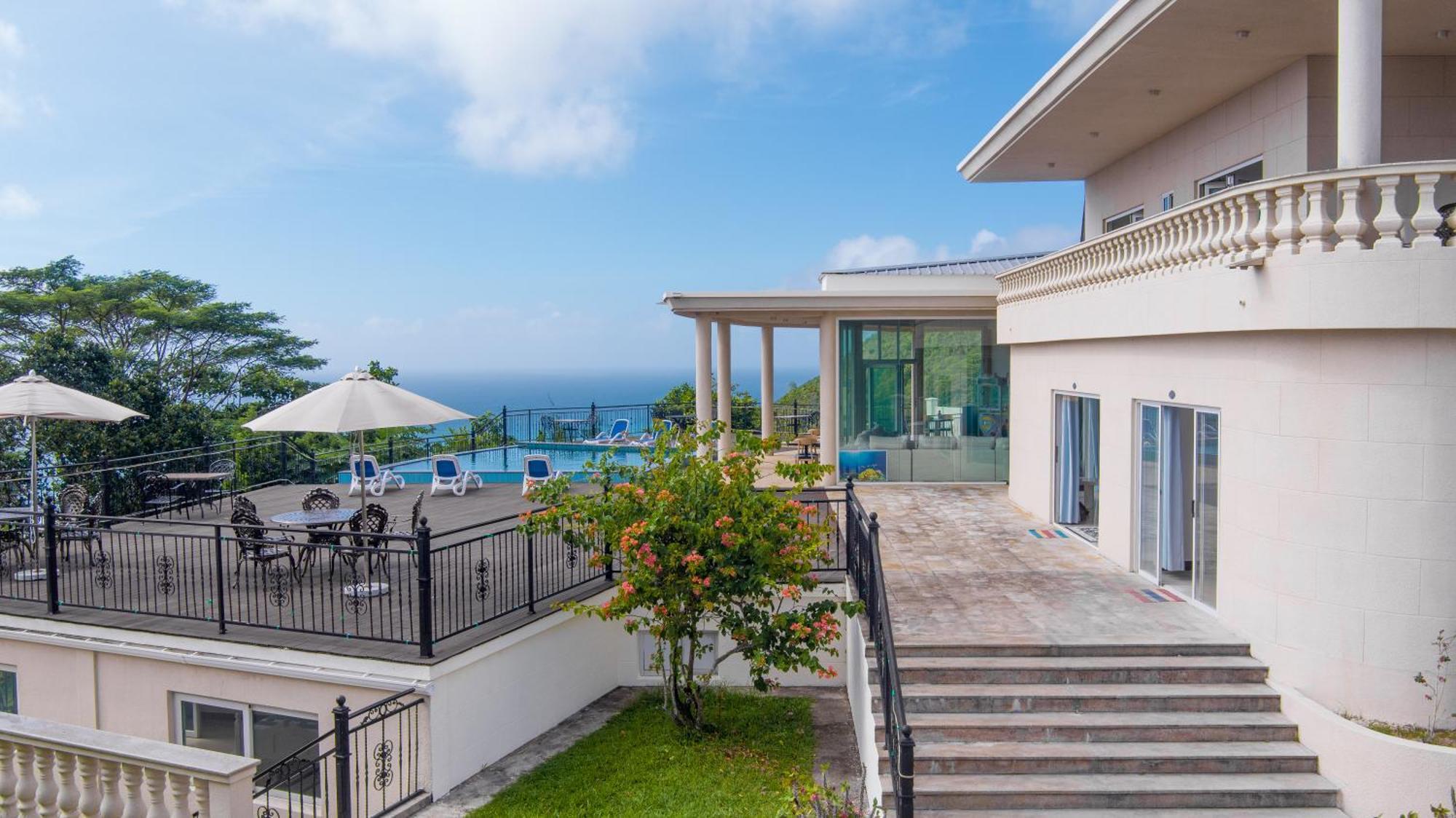 Amanda Villa - Best Value Mountain Top Inn Au Cap Exterior foto