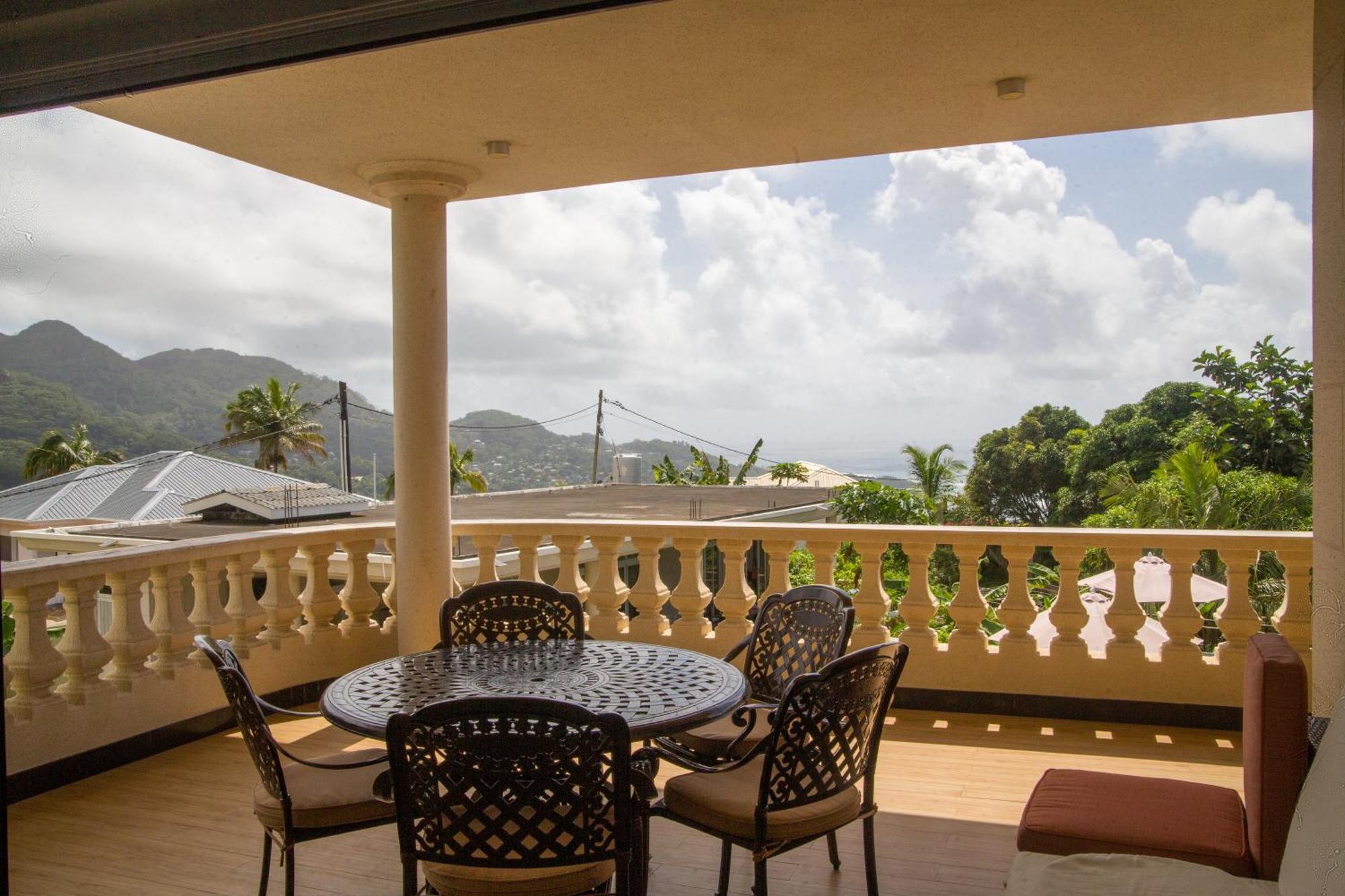 Amanda Villa - Best Value Mountain Top Inn Au Cap Exterior foto