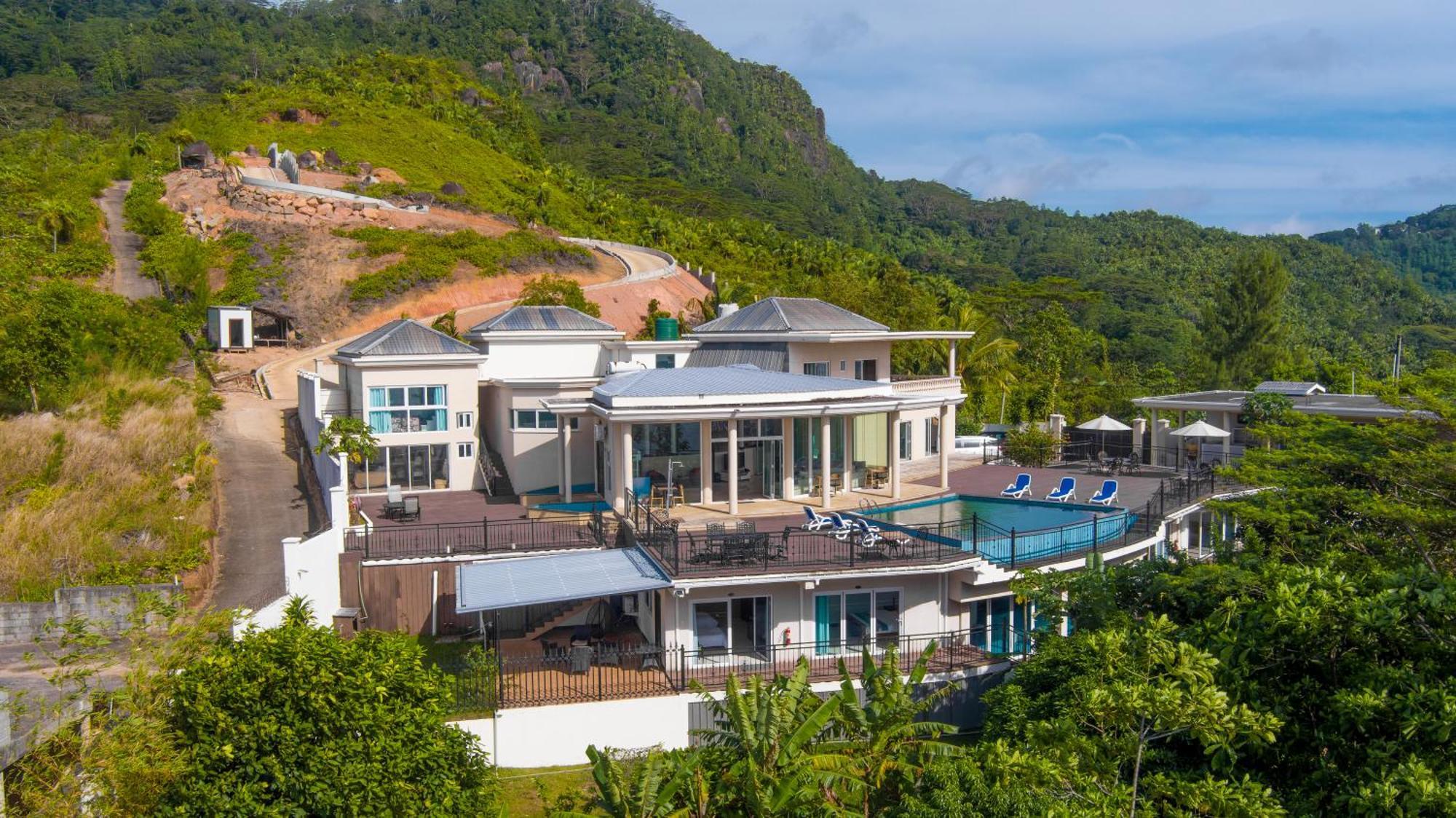 Amanda Villa - Best Value Mountain Top Inn Au Cap Exterior foto