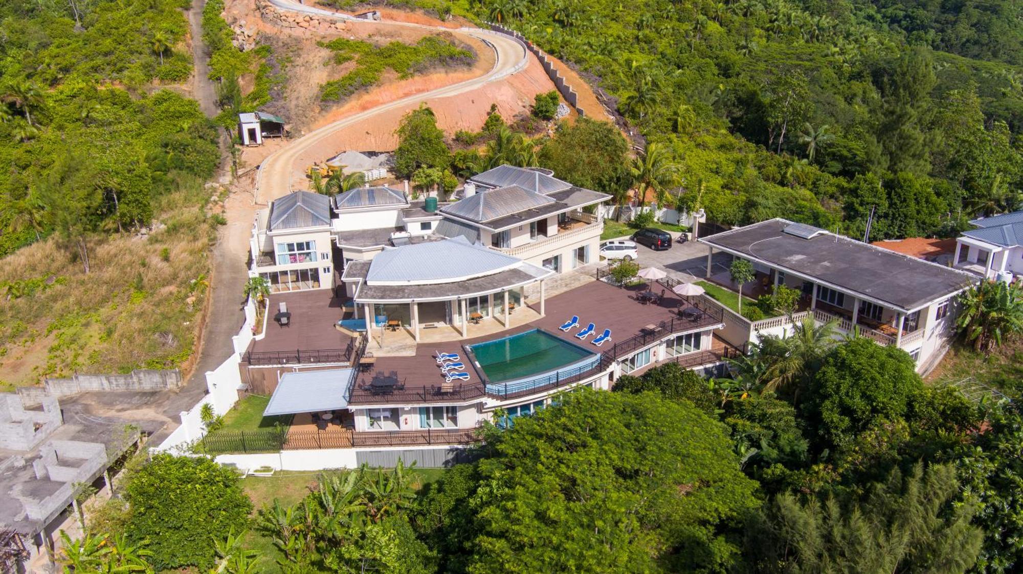 Amanda Villa - Best Value Mountain Top Inn Au Cap Exterior foto