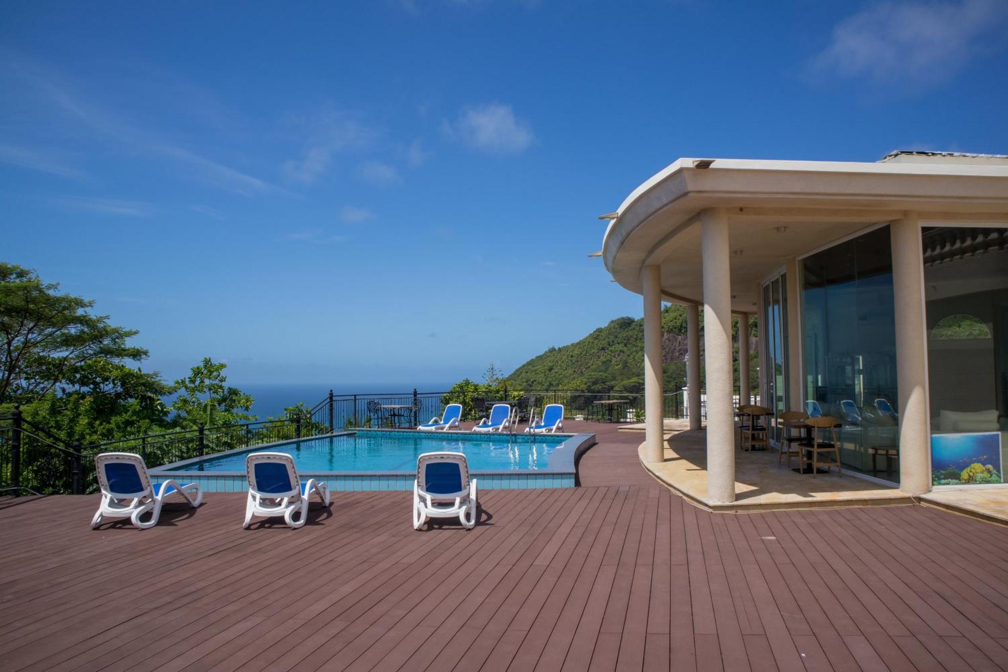 Amanda Villa - Best Value Mountain Top Inn Au Cap Exterior foto